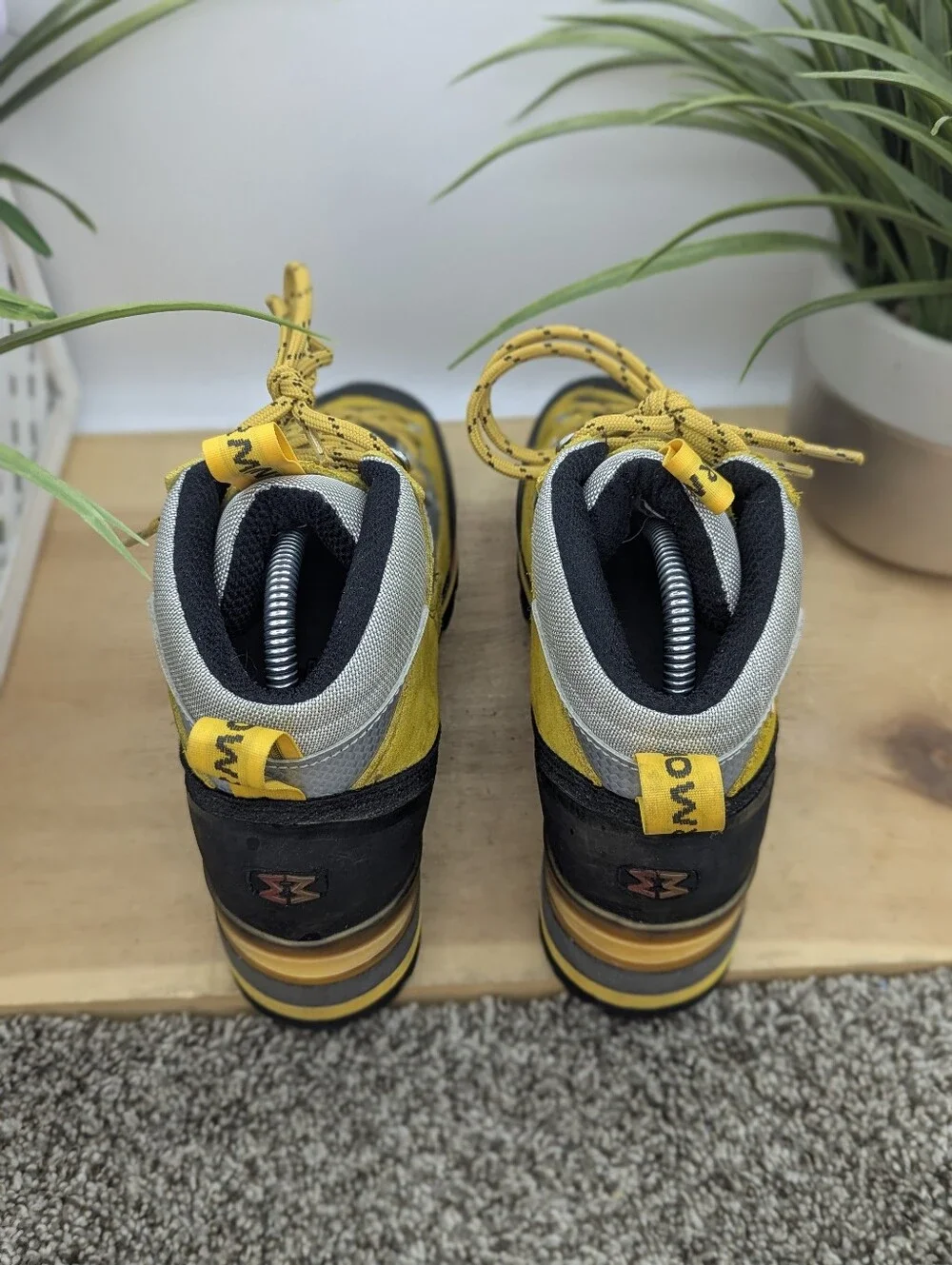 garmont $250 retail